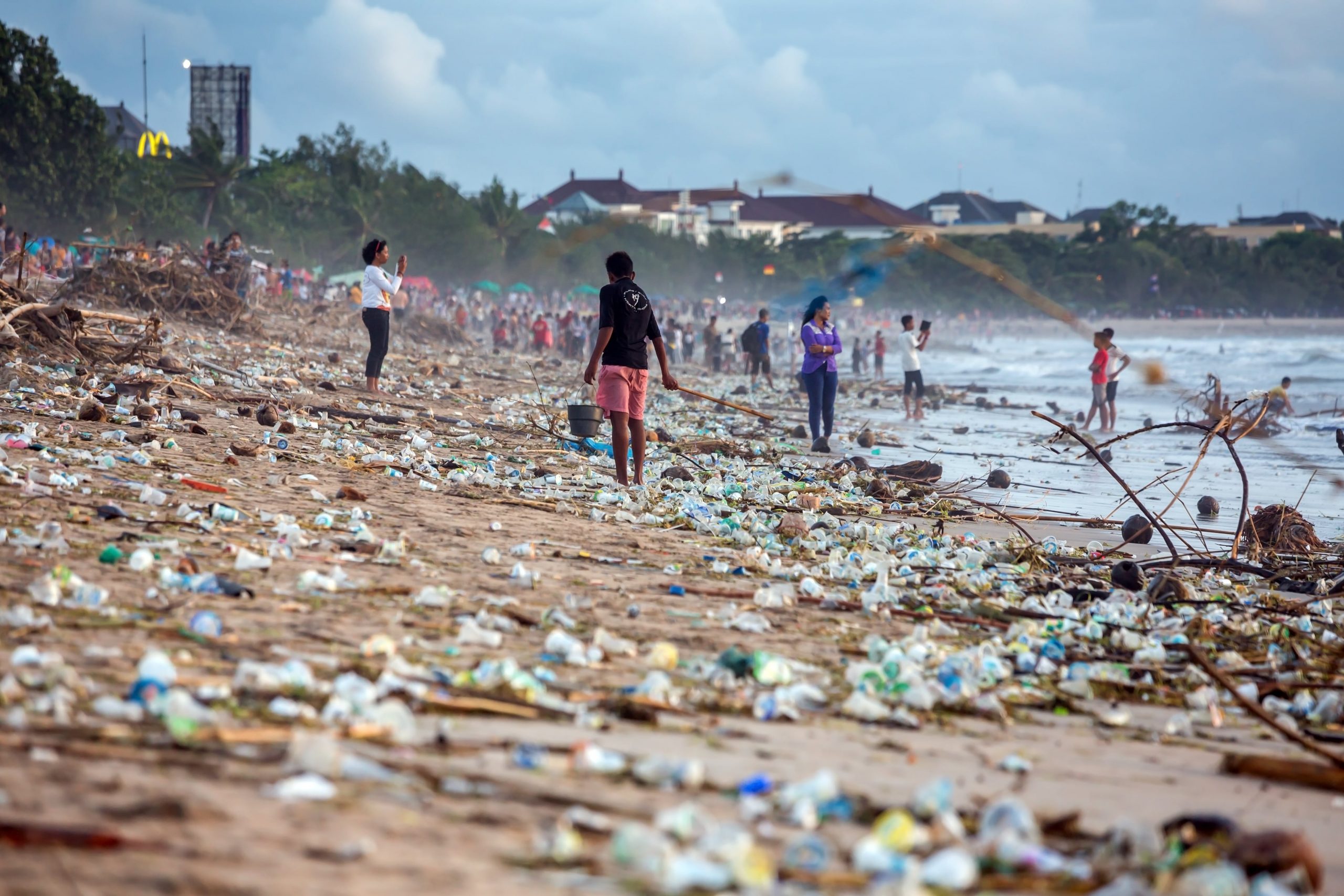 Bali a vyplavovanie odpadu 